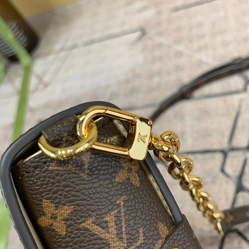 Dragons Bags ln Luxury Bag --59445