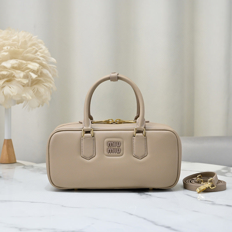 Jessica Bags pradn Luxury Bag --75410