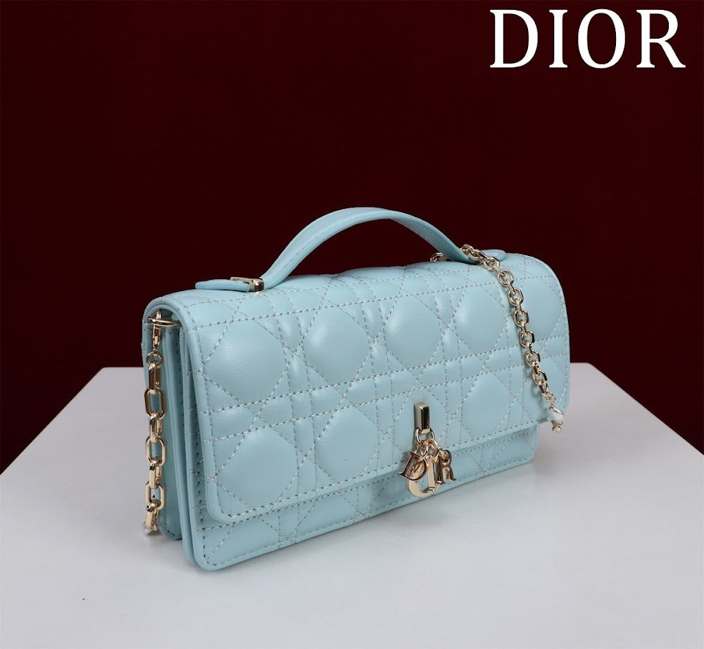 Dragons BagsDiorn Luxury Bag --116239