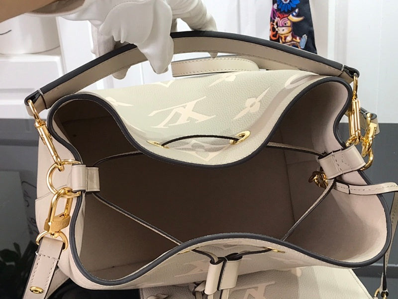 Dragons Bags ln Luxury Bag --59656