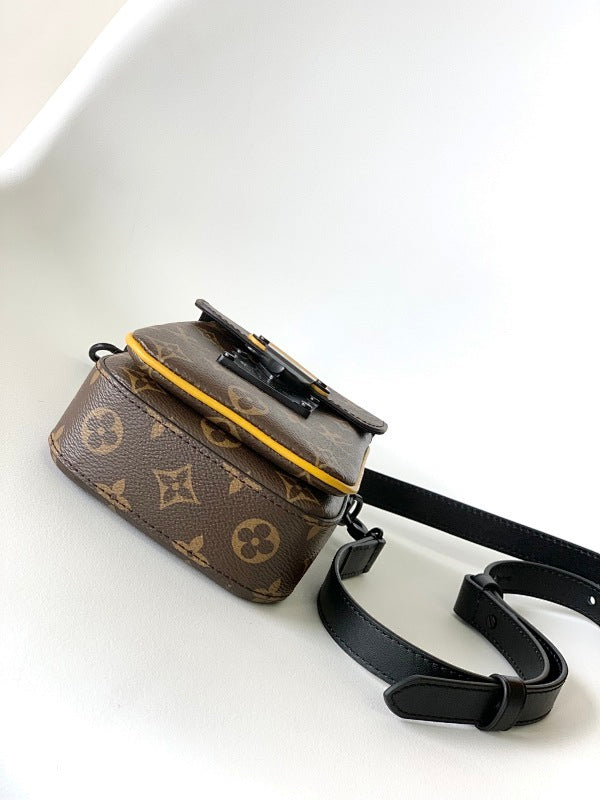 Dragons Bags ln Luxury Bag --81667