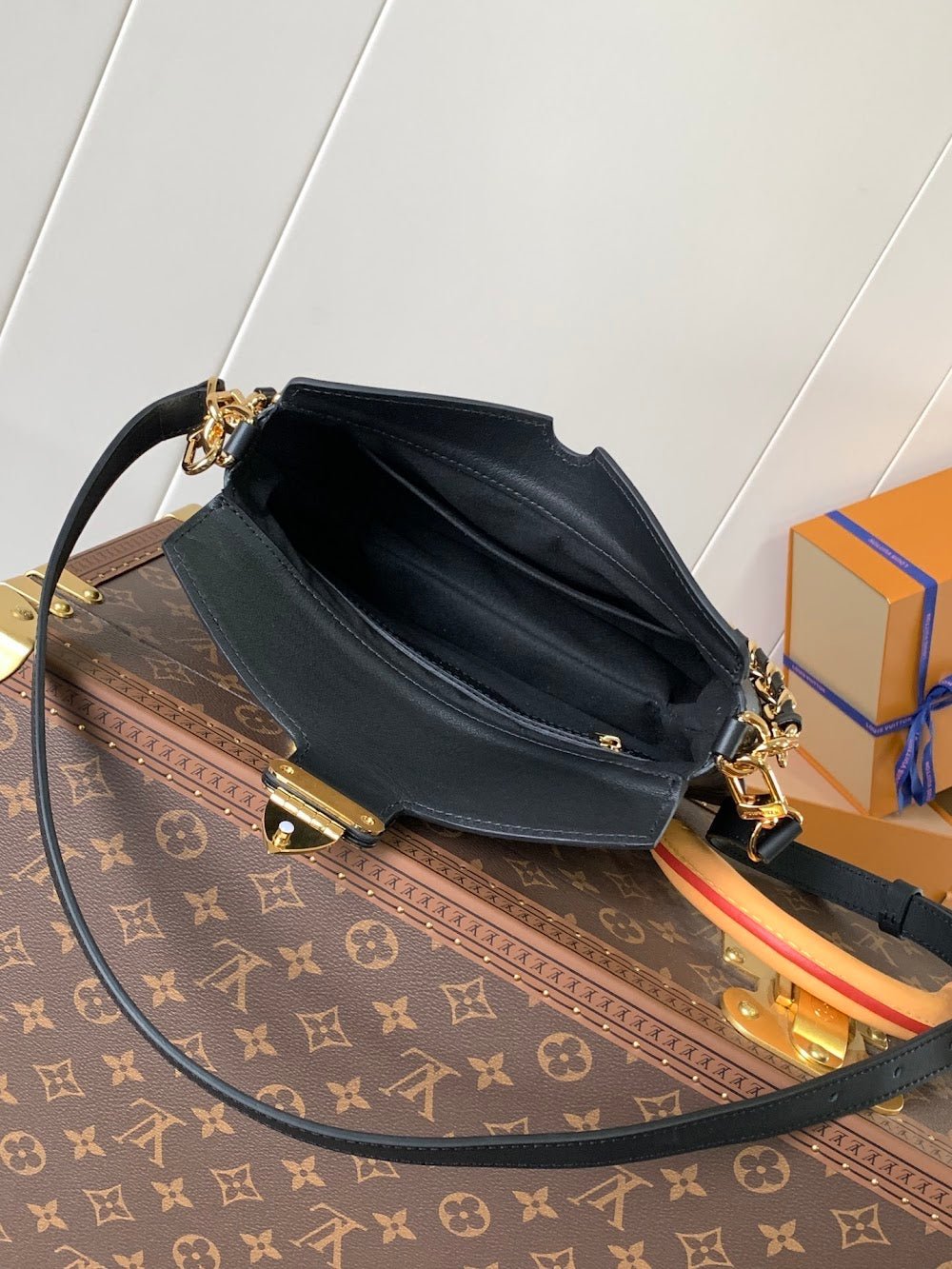 Dragons Bags LVn Luxury Bag --80340