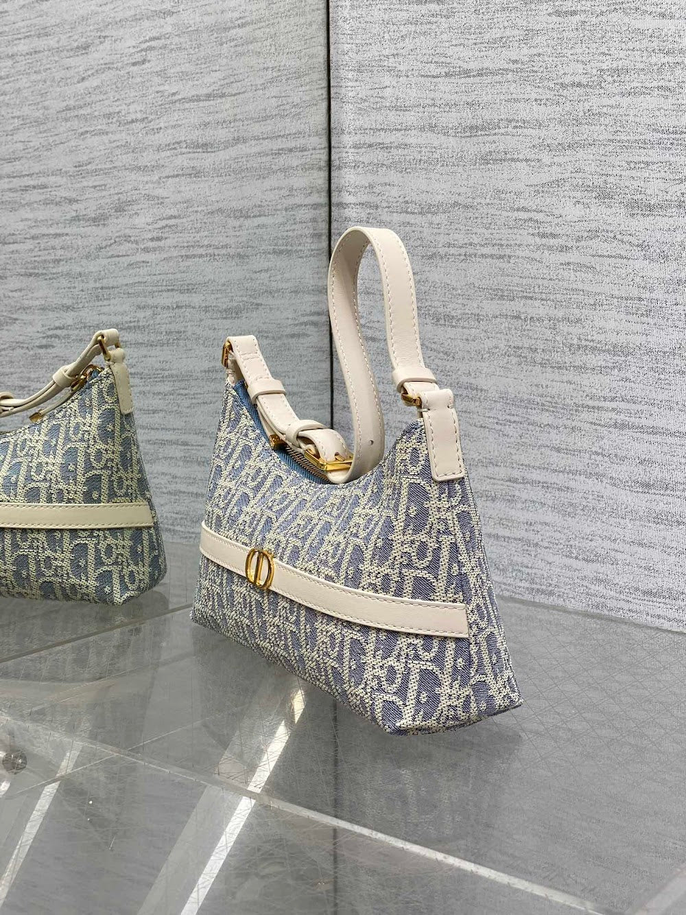 Dragons BagsDiorn Luxury Bag --115990