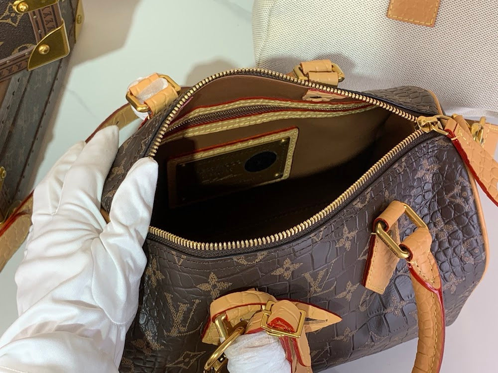Dragons Bags ln Luxury Bag --69761