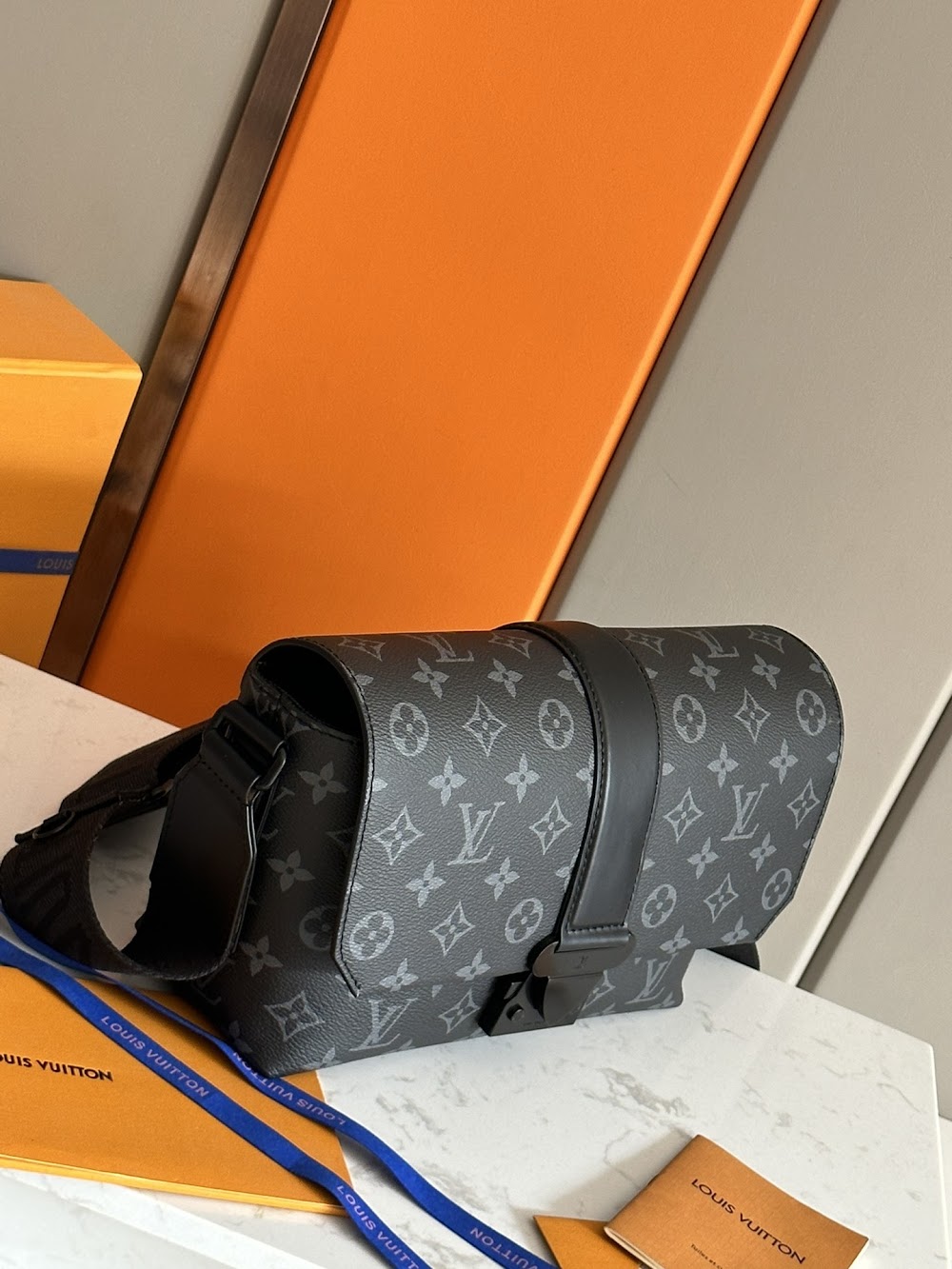 Dragons Bags ln Luxury Bag --70395