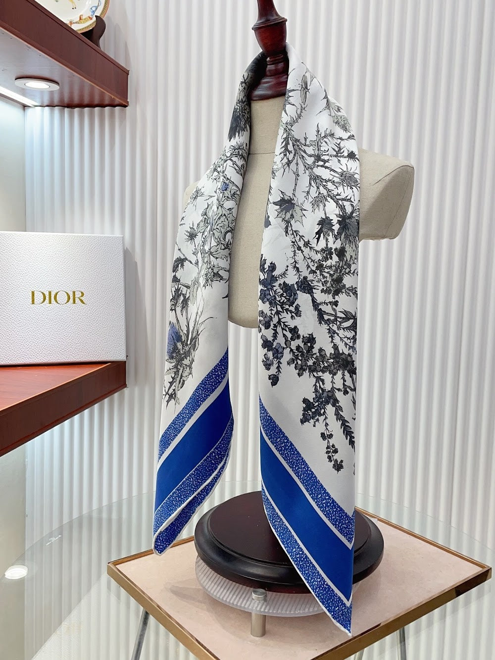 Dragons Bags Premium Designer Scarf --98983
