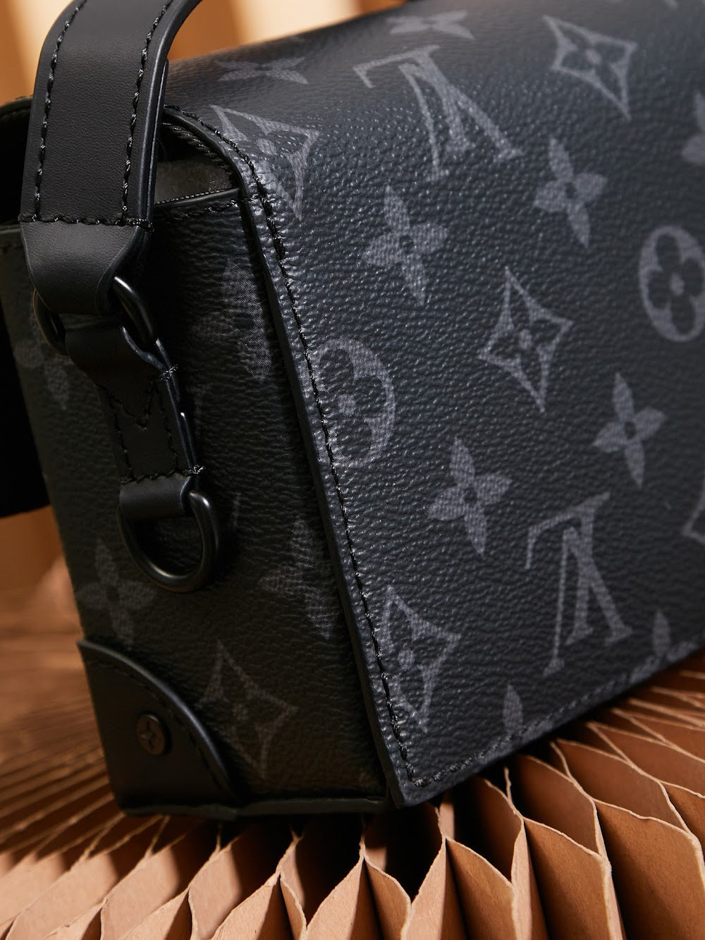Dragons Bags ln Luxury Bag --71368