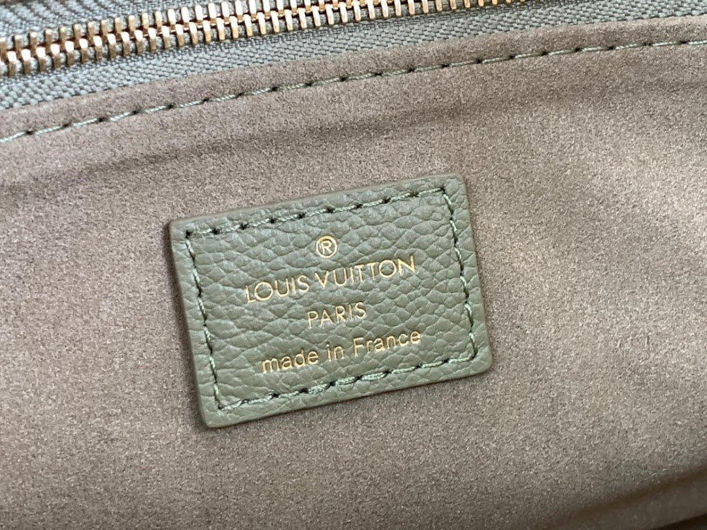 Dragons Bags ln Luxury Bag --61831