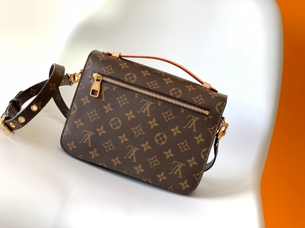 Dragons Bags ln Luxury Bag --81666