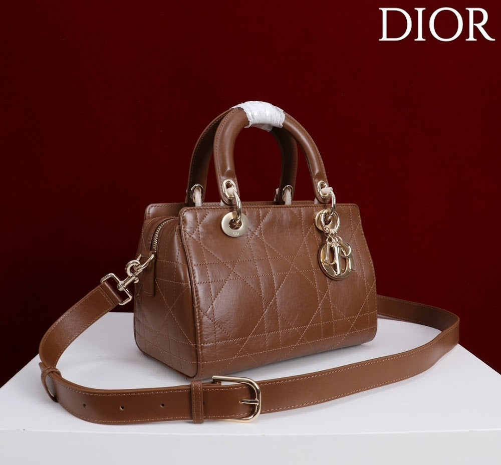 Dragons BagsDiorn Luxury Bag --115377
