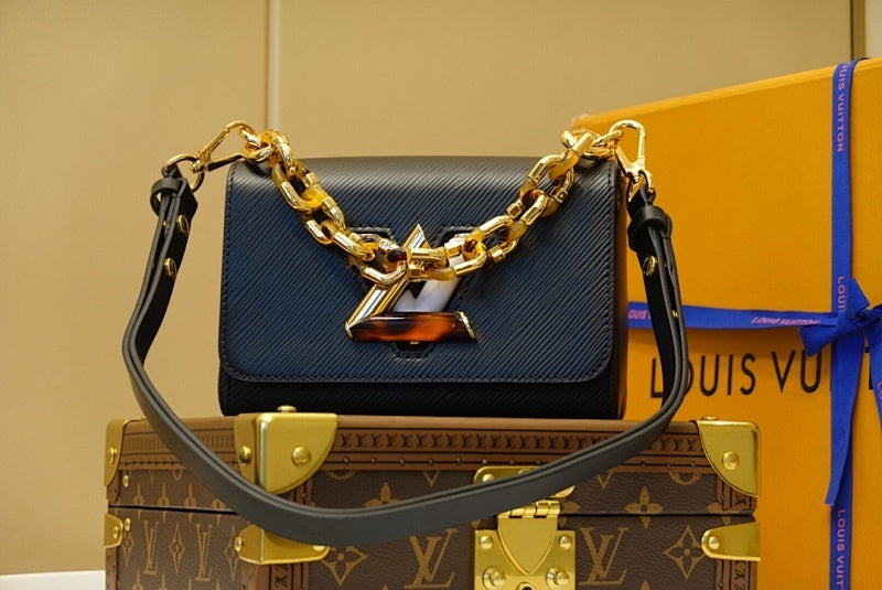 Dragons Bags ln Luxury Bag --66515