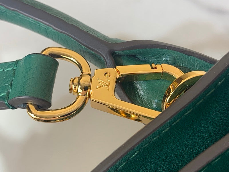 Dragons Bags ln Luxury Bag --69943