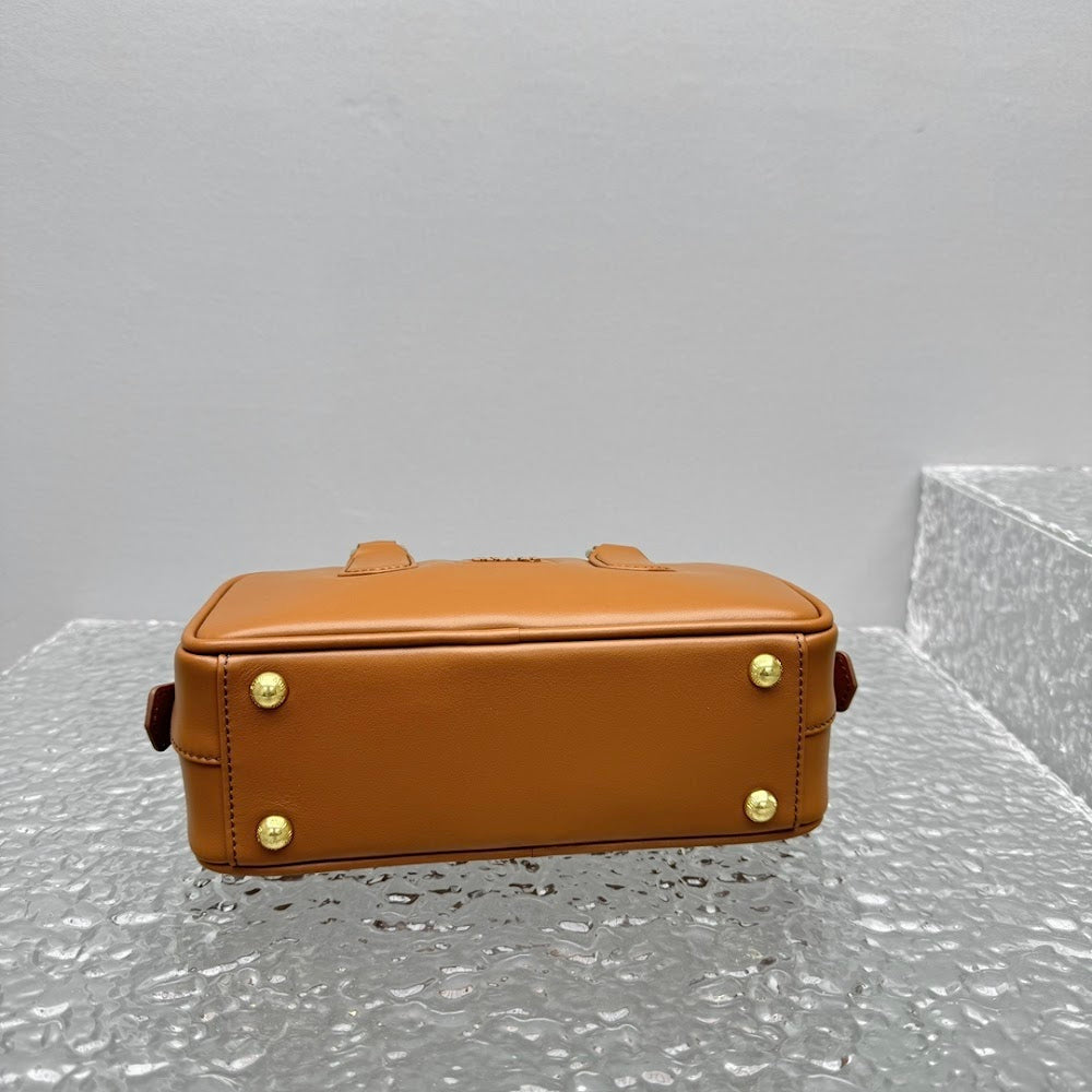 Dragons Bags Miun Miun Luxury Bag --123425