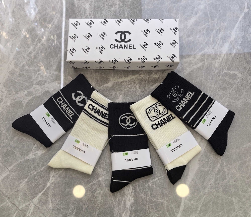 Dragons Bags Premium Luxury Socks --98419
