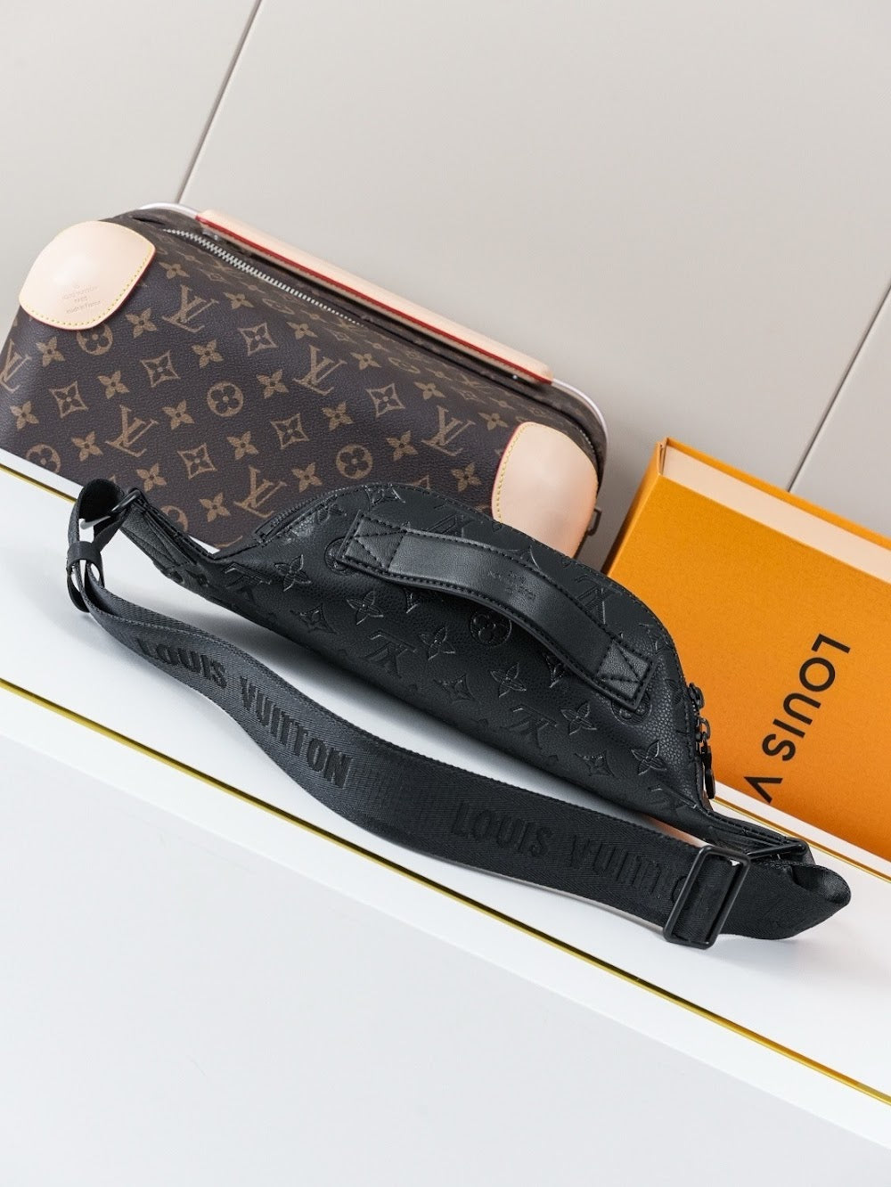 Dragons Bags ln Luxury Bag --71598