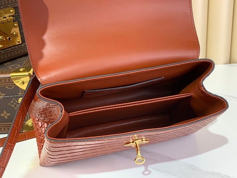 Dragons Bags ln Luxury Bag --58079