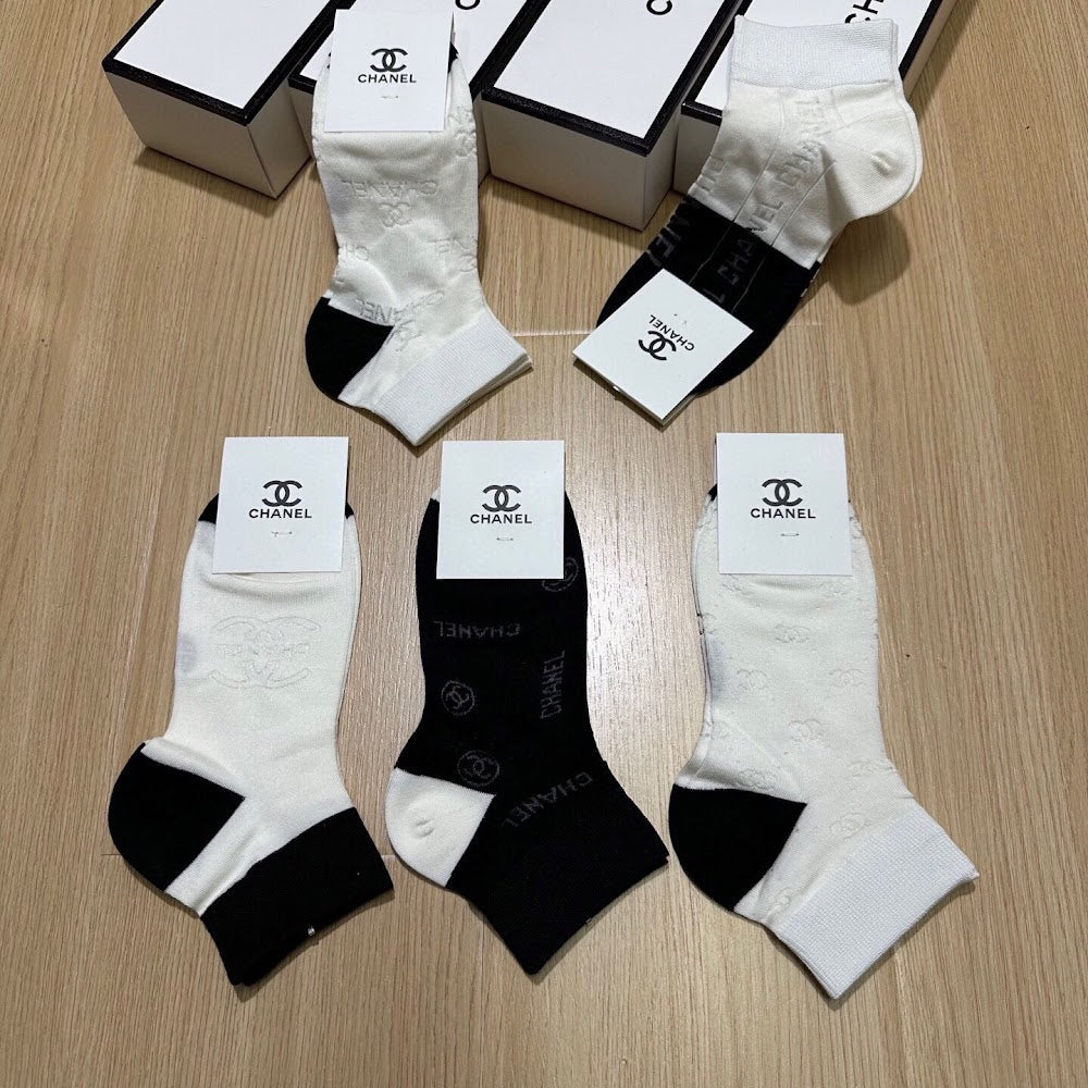 Dragons Bags Premium Luxury Socks --98271