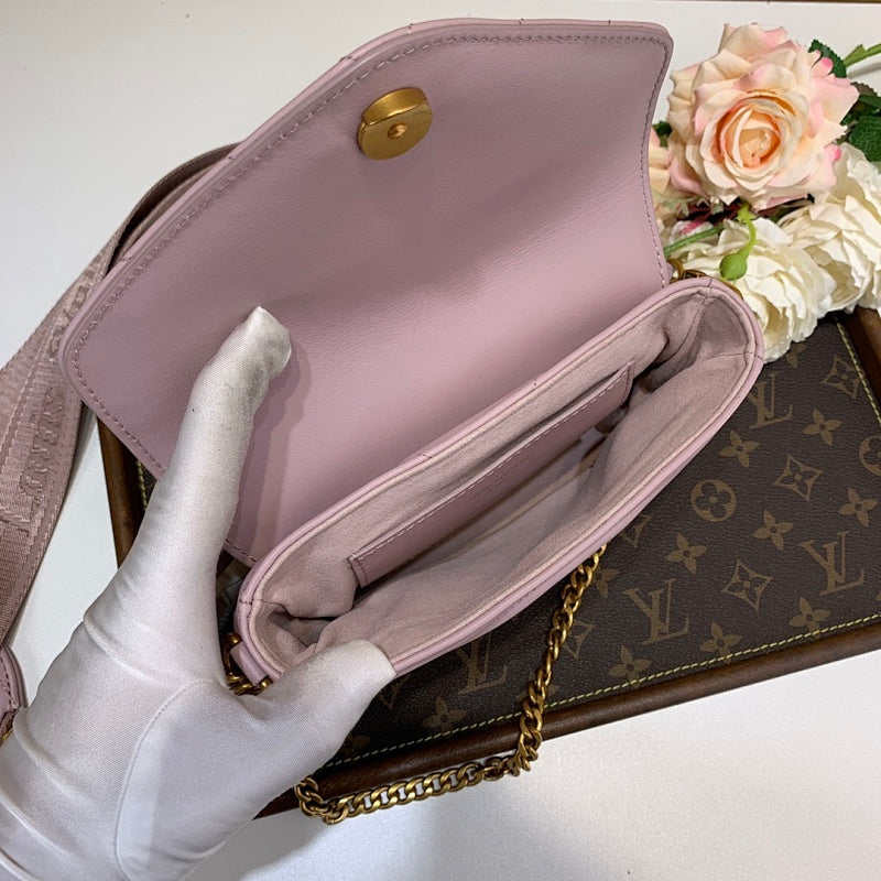 Dragons Bags ln Luxury Bag --66164
