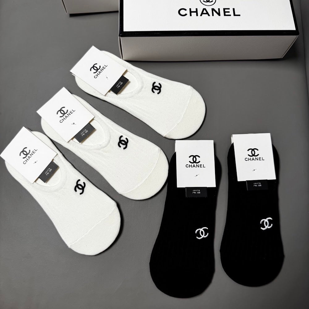 Dragons Bags Premium Luxury Socks --98463