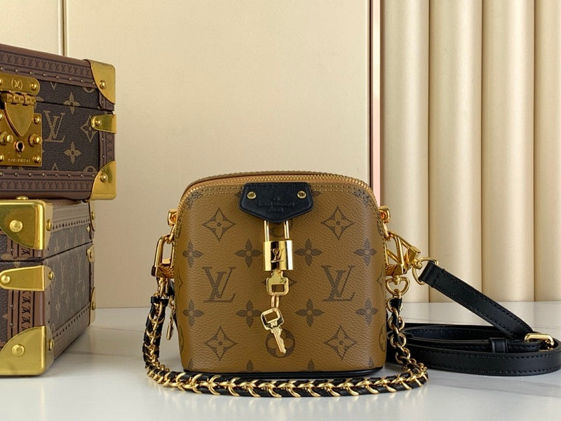 Dragons Bags ln Luxury Bag --58199