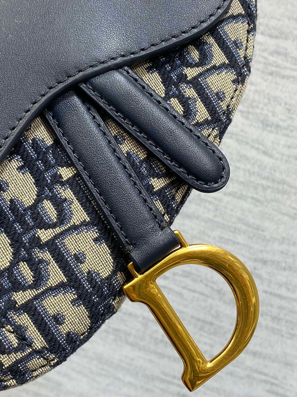 Dragons BagsDiorn Luxury Bag --115279