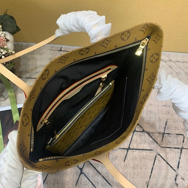 Dragons Bags ln Luxury Bag --59101