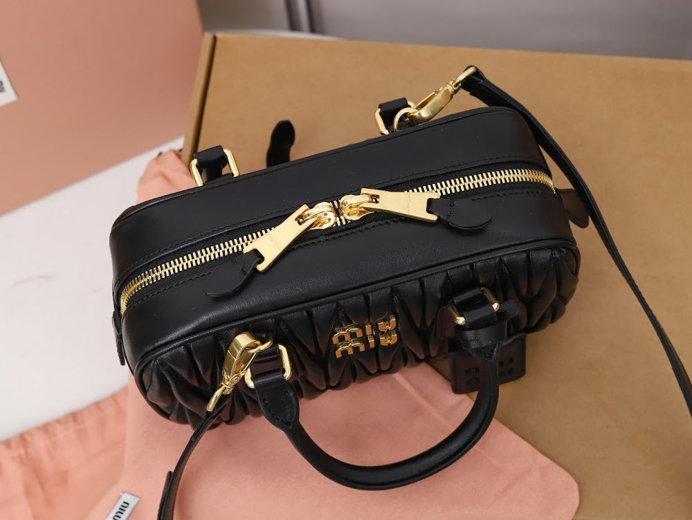 Dragons Bags Miun Miun Luxury Bag --122503