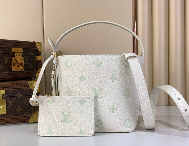 Dragons Bags ln Luxury Bag --69981