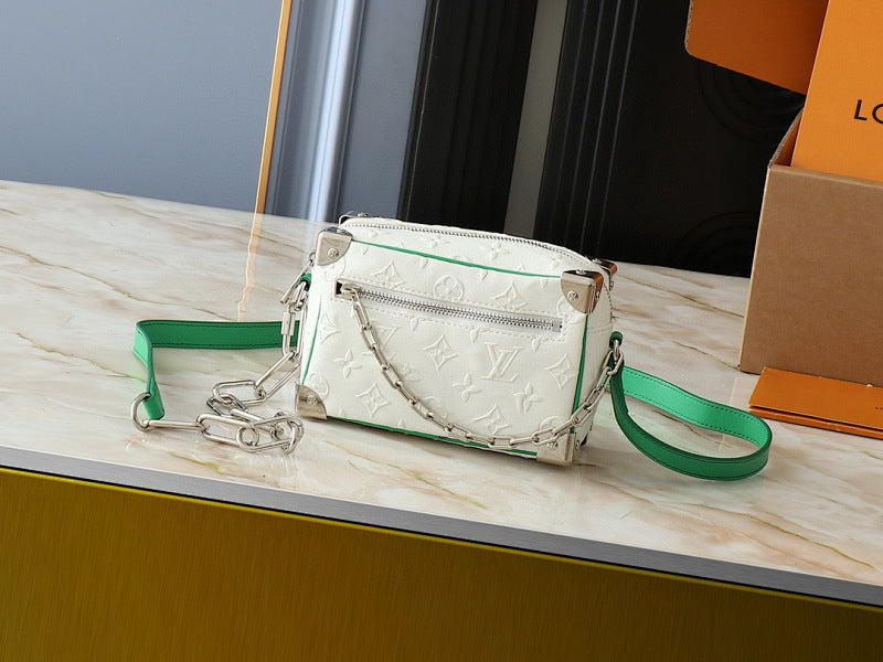 Dragons Bags ln Luxury Bag --81656