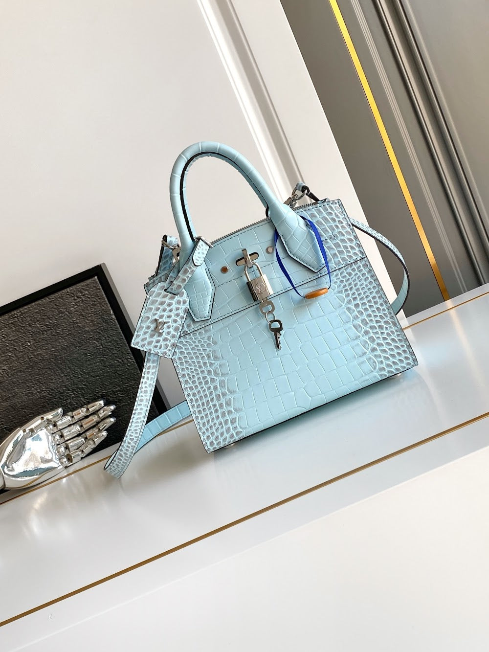 Dragons Bags ln Luxury Bag --96206