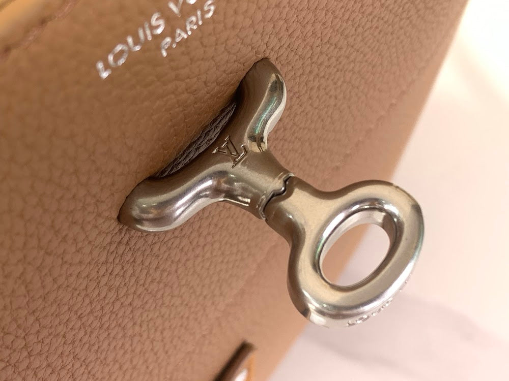 Dragons Bags ln Luxury Bag --96508
