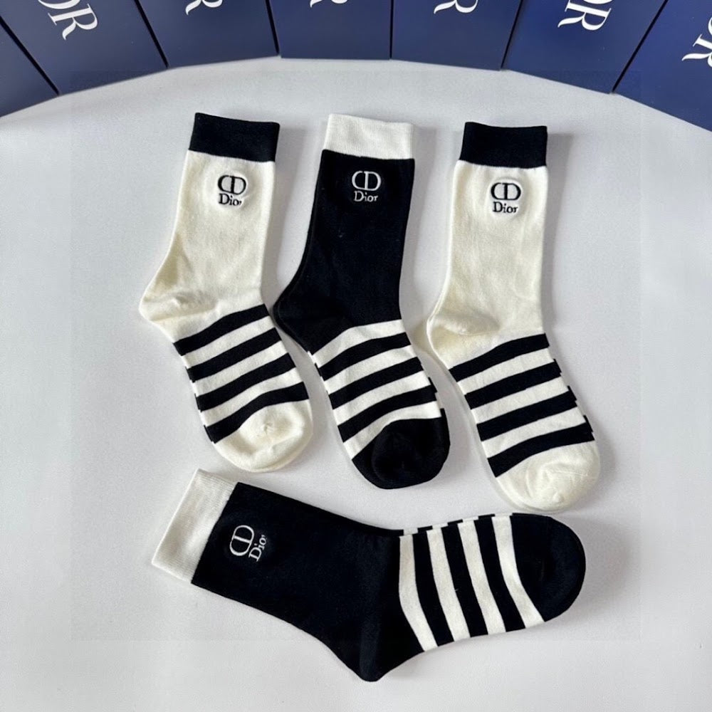 Dragons Bags Premium Luxury Socks --97957