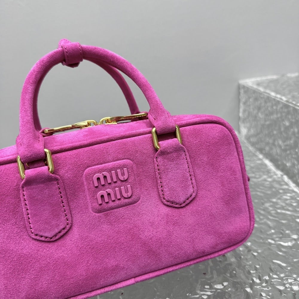 Dragons Bags Miun Miun Luxury Bag --123410