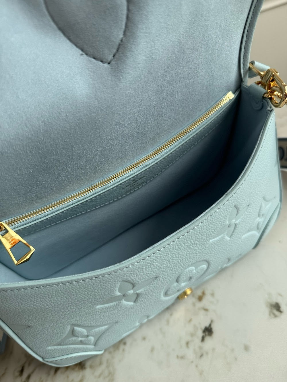 Dragons Bags ln Luxury Bag --81742