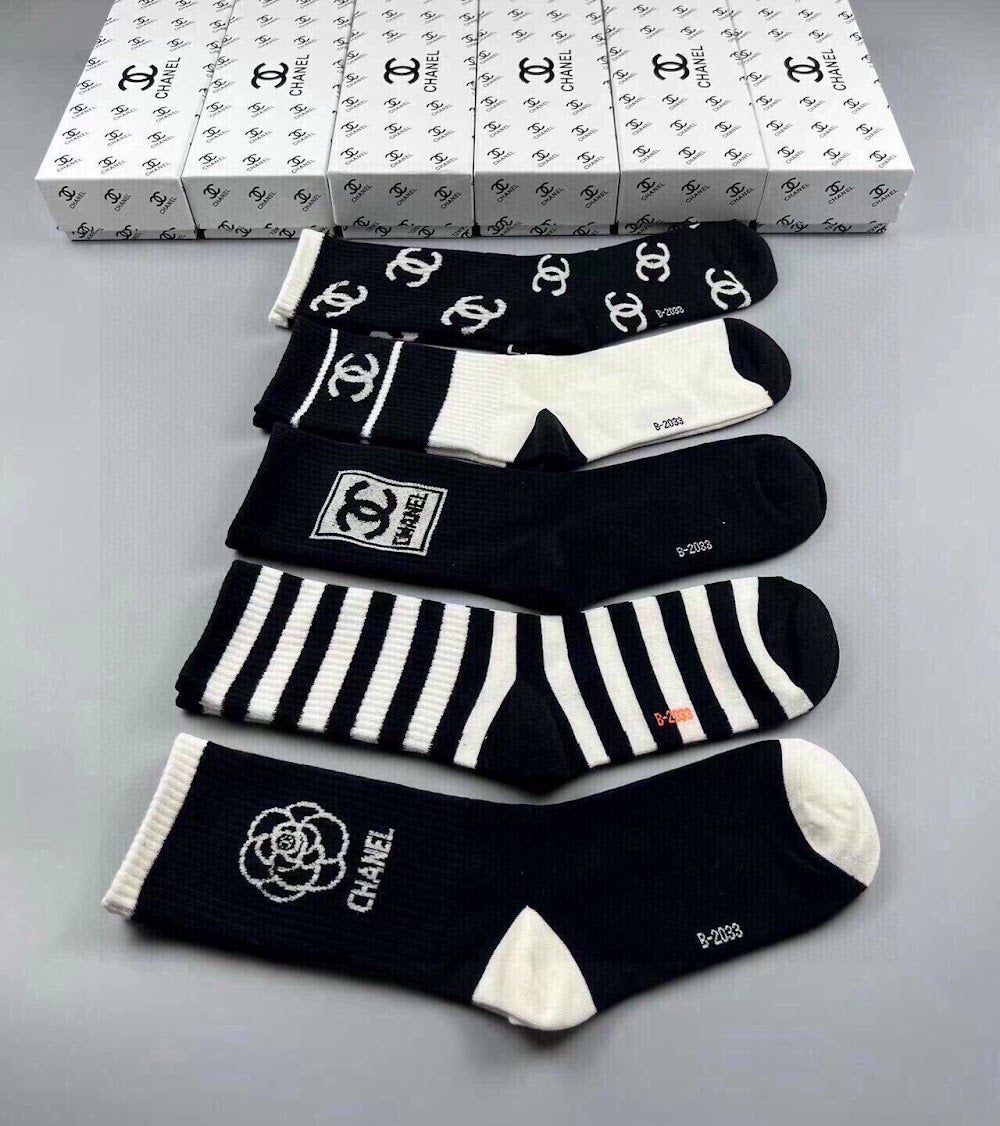 Dragons Bags Premium Luxury Socks --98605