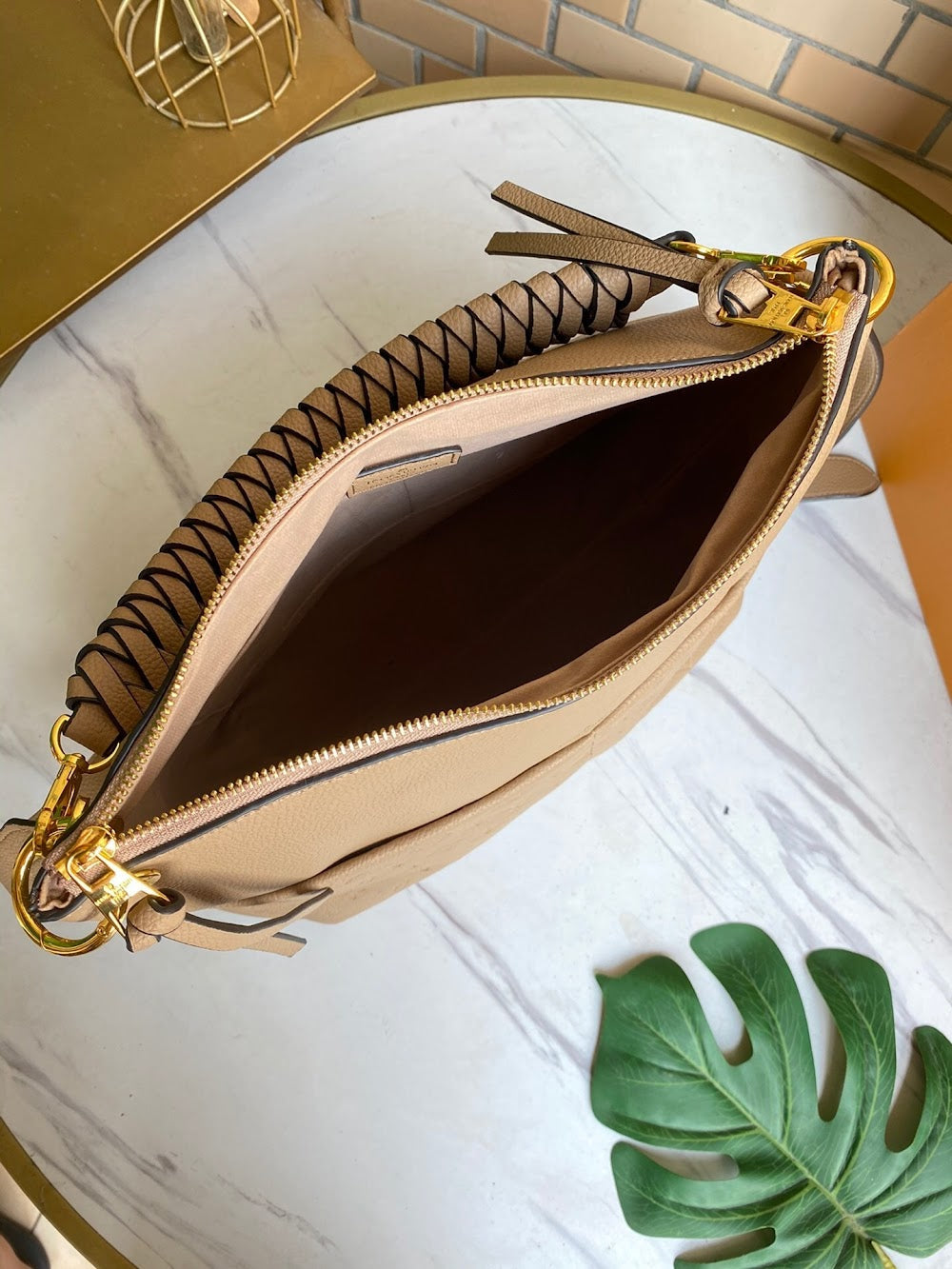 Dragons Bags ln Luxury Bag --77970