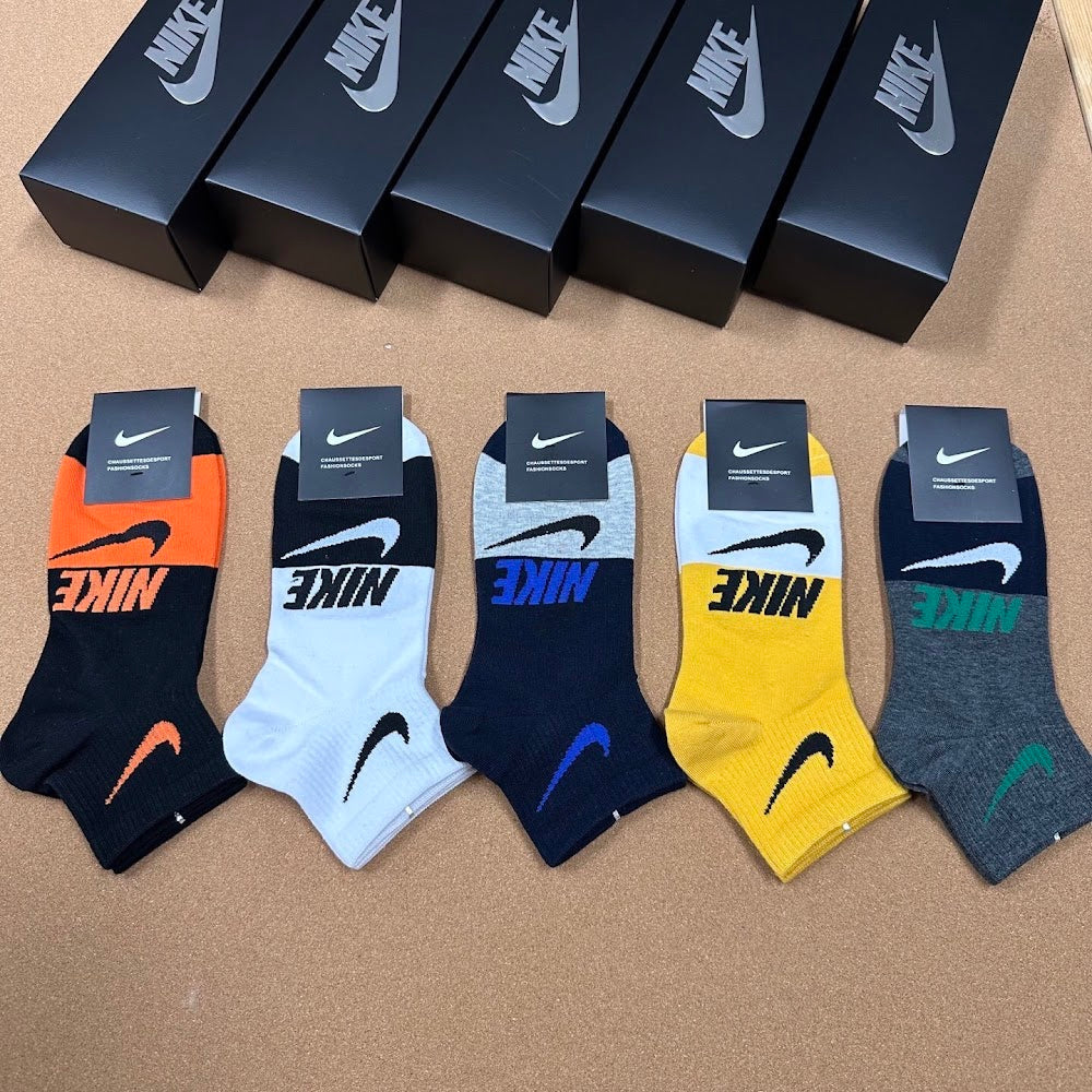 Dragons Bags Premium Luxury Socks --98400