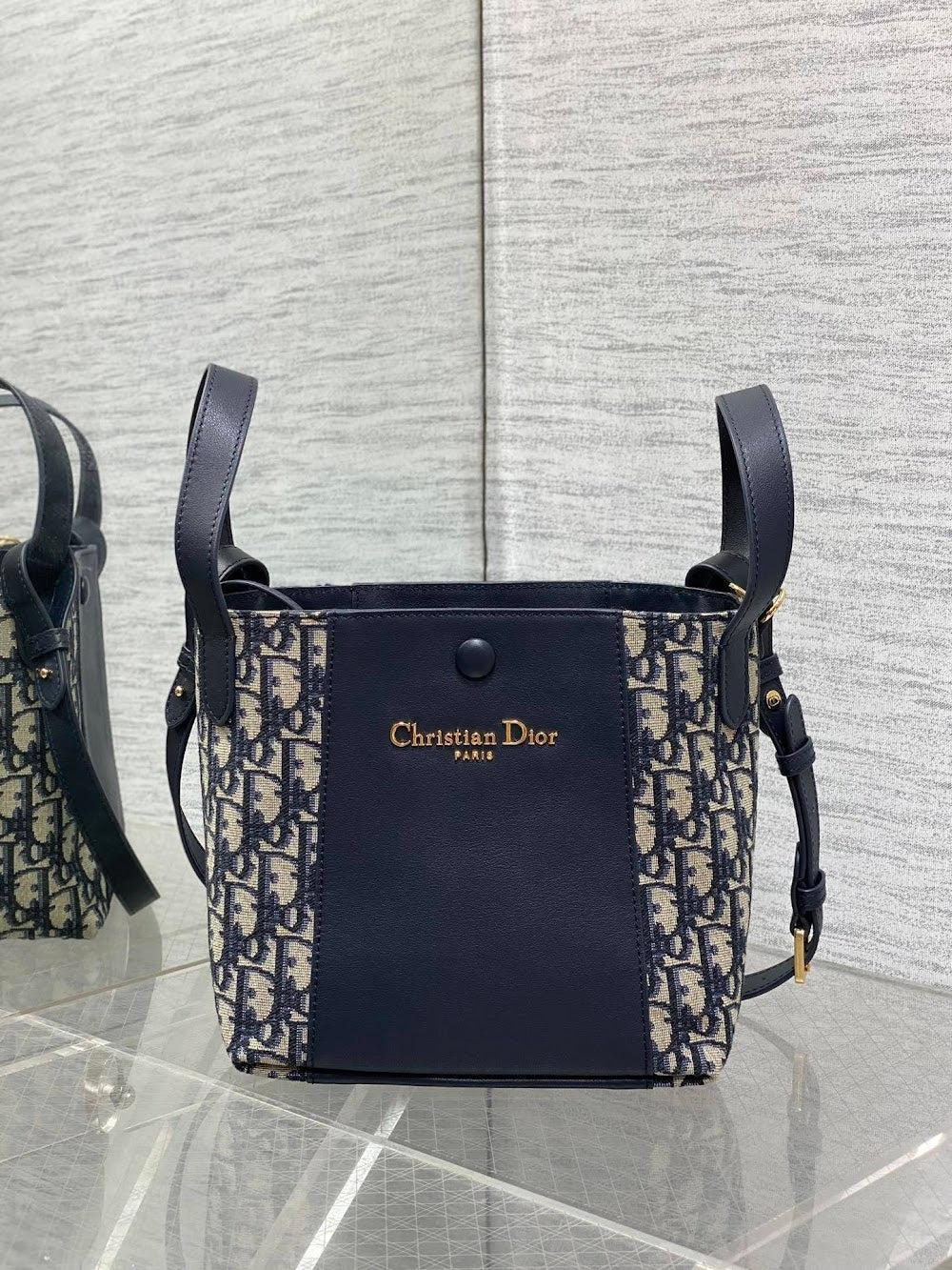 Dragons BagsDiorn Luxury Bag --115282