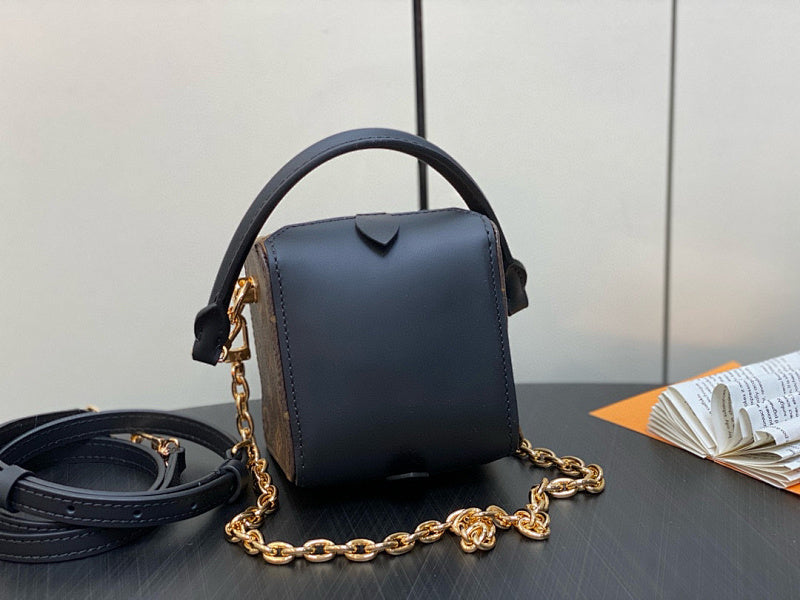 Dragons Bags ln Luxury Bag --81429