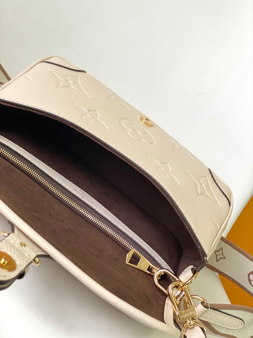 Dragons Bags LVn Luxury Bag --79191