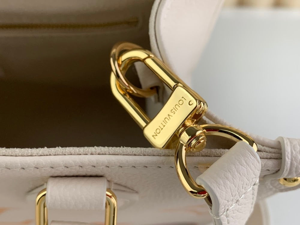 Dragons Bags ln Luxury Bag --61571