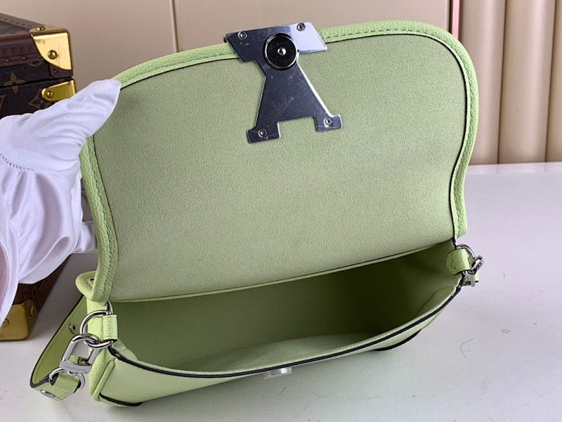 Dragons Bags ln Luxury Bag --68469