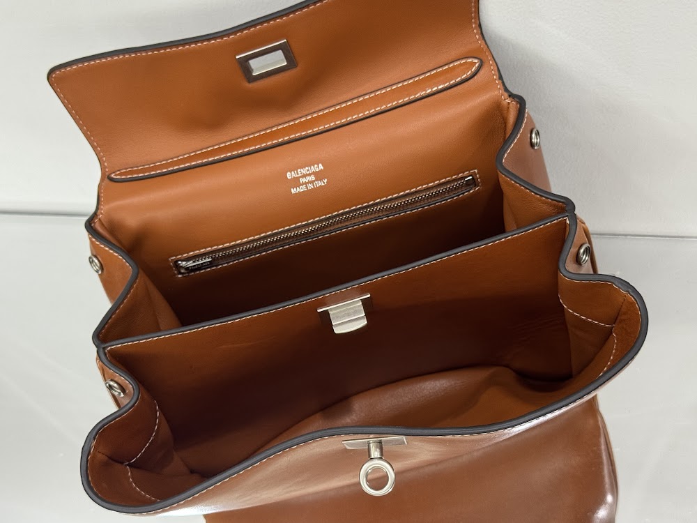 new-luxury-designer-bags-nm21569