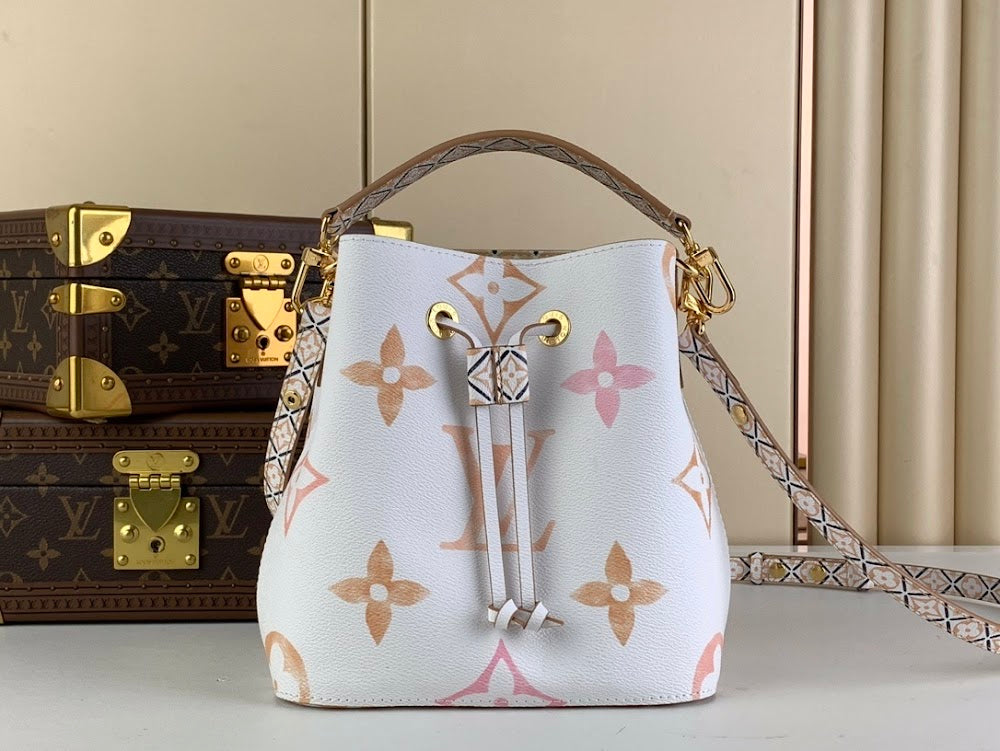 Dragons Bags ln Luxury Bag --68320