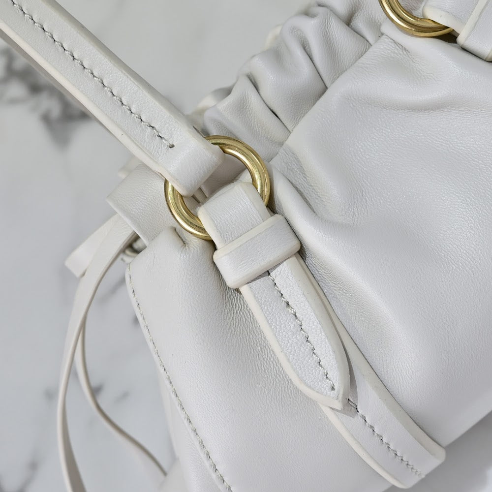 Dragons Bags Miun Miun Luxury Bag --123651