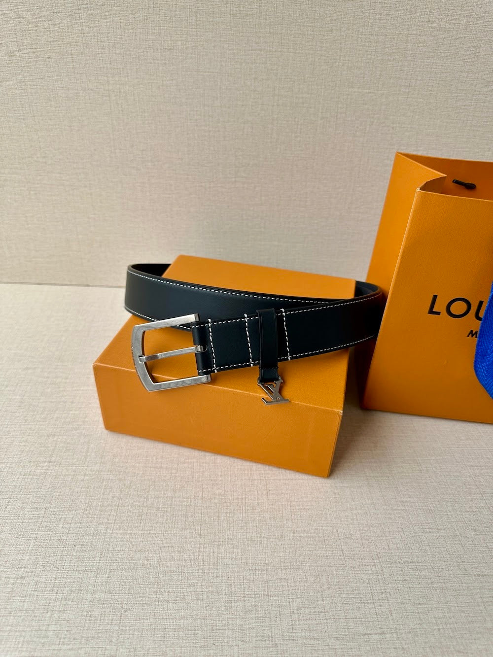 Dragons Bags ln Luxury Belt --100411