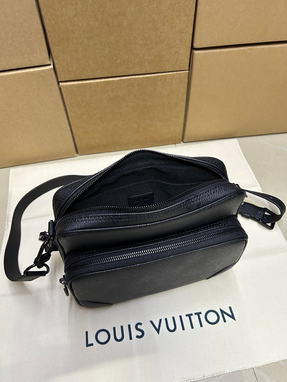 Dragons Bags ln Luxury Bag --96316