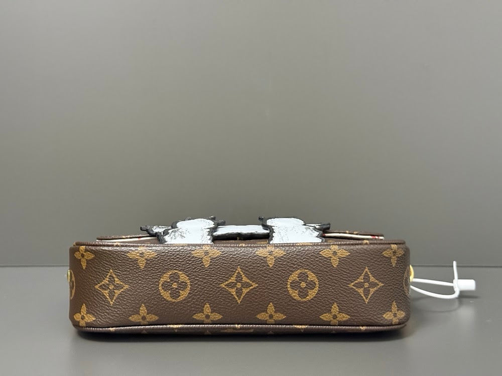Dragons Bags ln Luxury Bag --96919