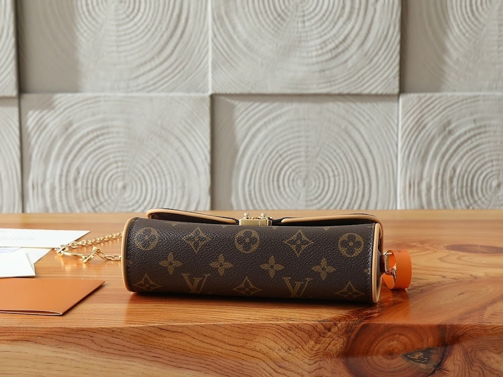 Dragons Bags ln Luxury Bag --97266