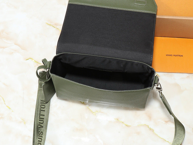 Dragons Bags ln Luxury Bag --70959